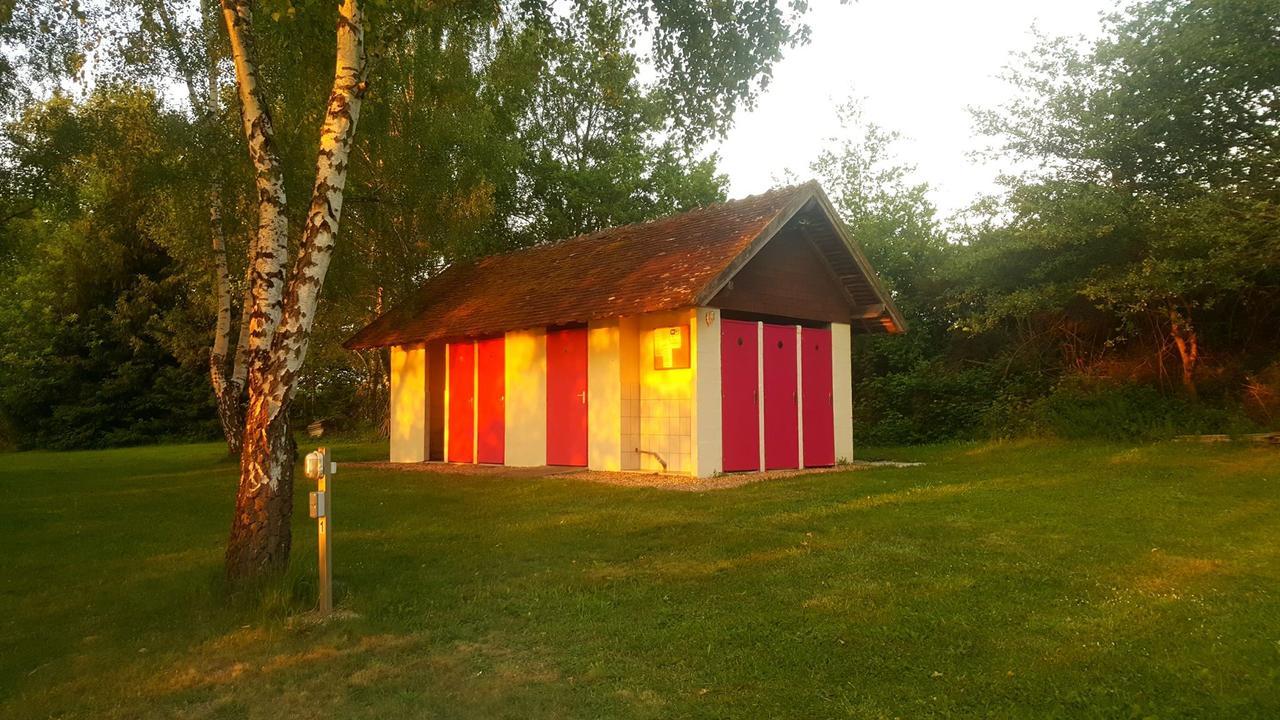 Camping De La Reuille Flere-la-Riviere المظهر الخارجي الصورة